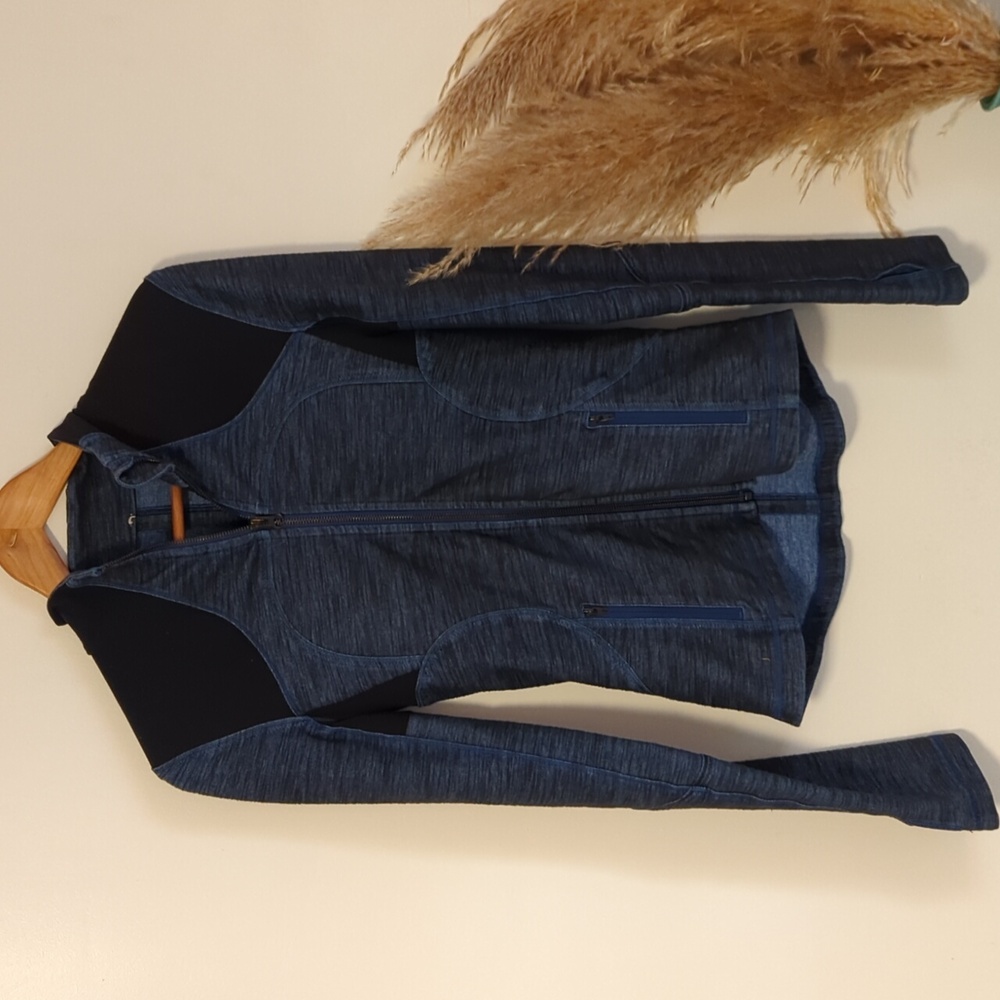 Lululemon Forme Jacket - Picture 4 of 9